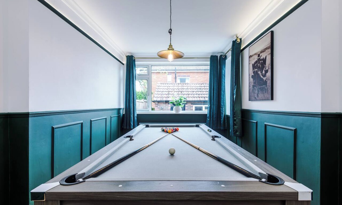 Chapeltown House | Charming, Modern Home in Leeds