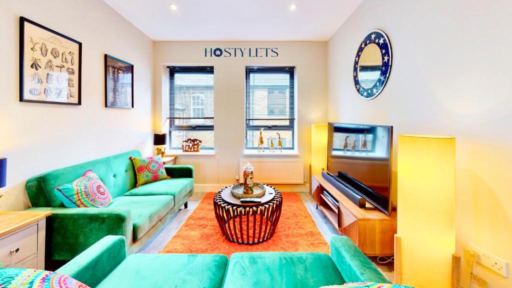 Chatham Apartment | Chatham Serviced Apartments by Hosty Lets