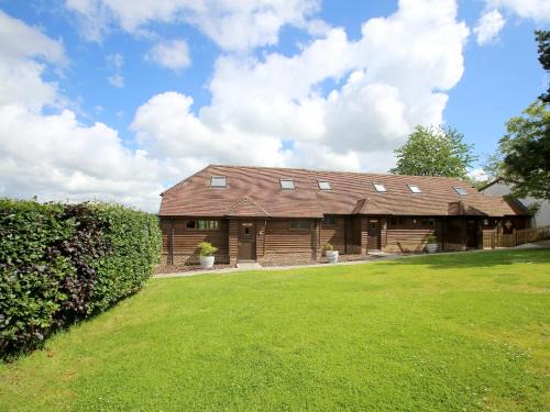 Piltdown House | Cherry Pip