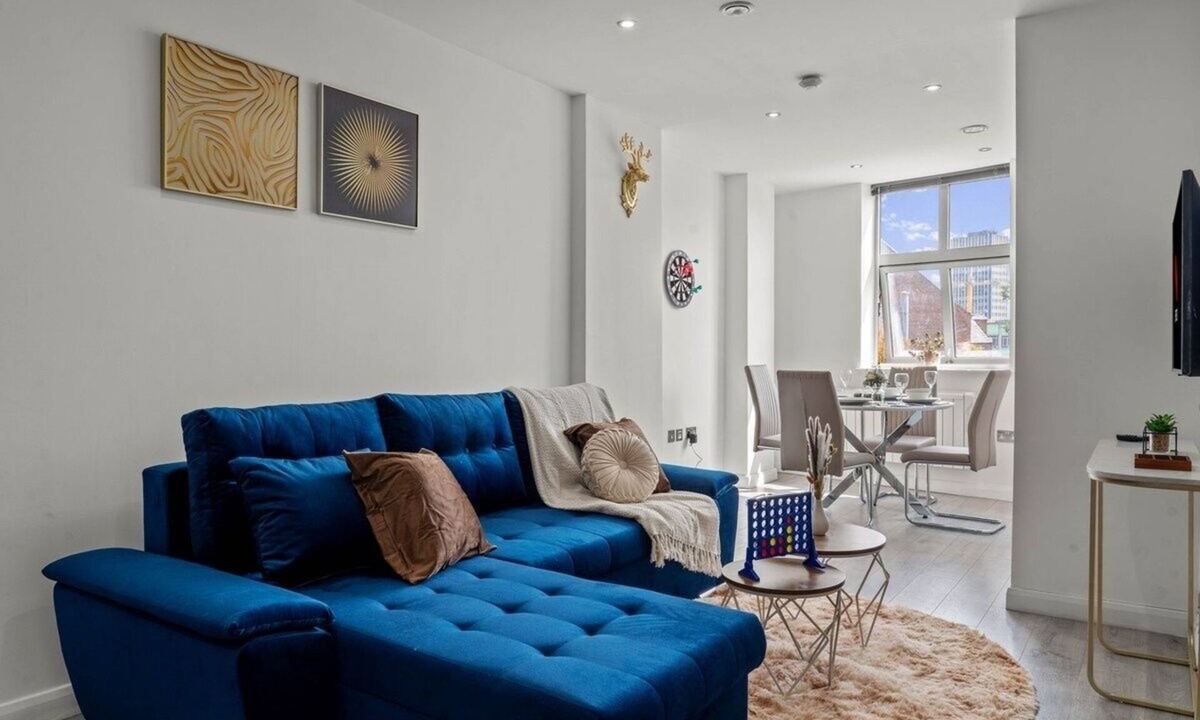 Leicester City Centre Apartment | Chic 2BR Luxe Stay, Leicester