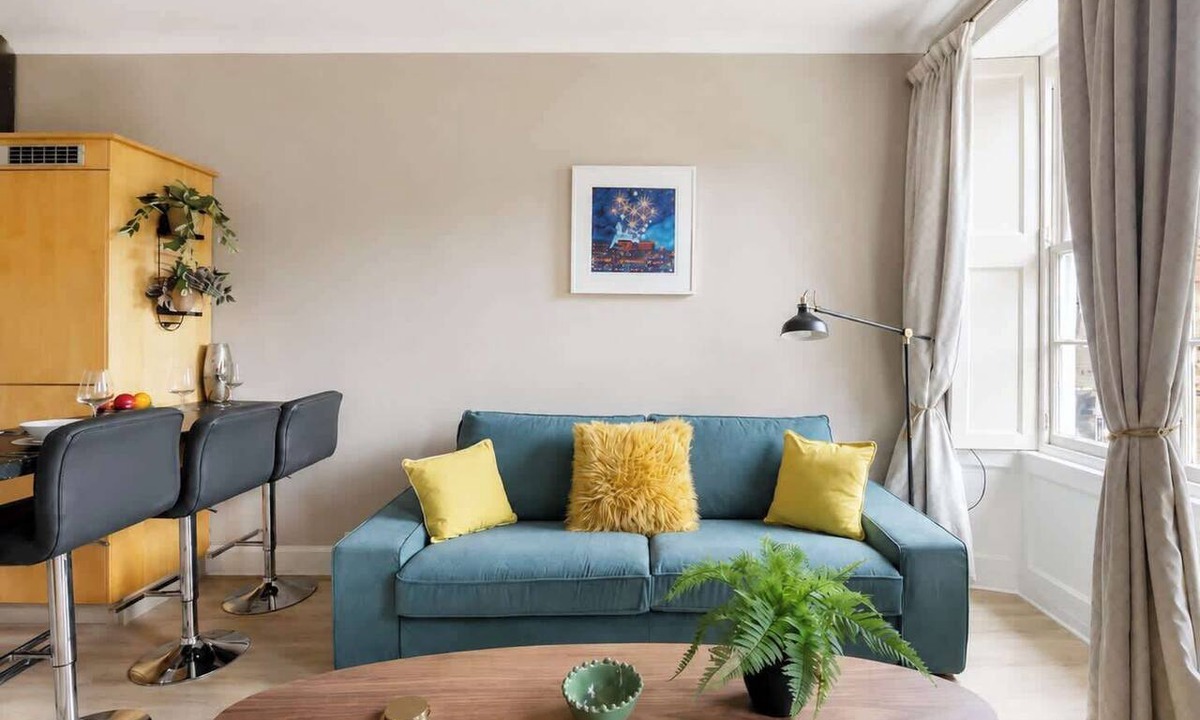 West End Apartment | Chic 2BR West End Edinburgh - Walk to Castle