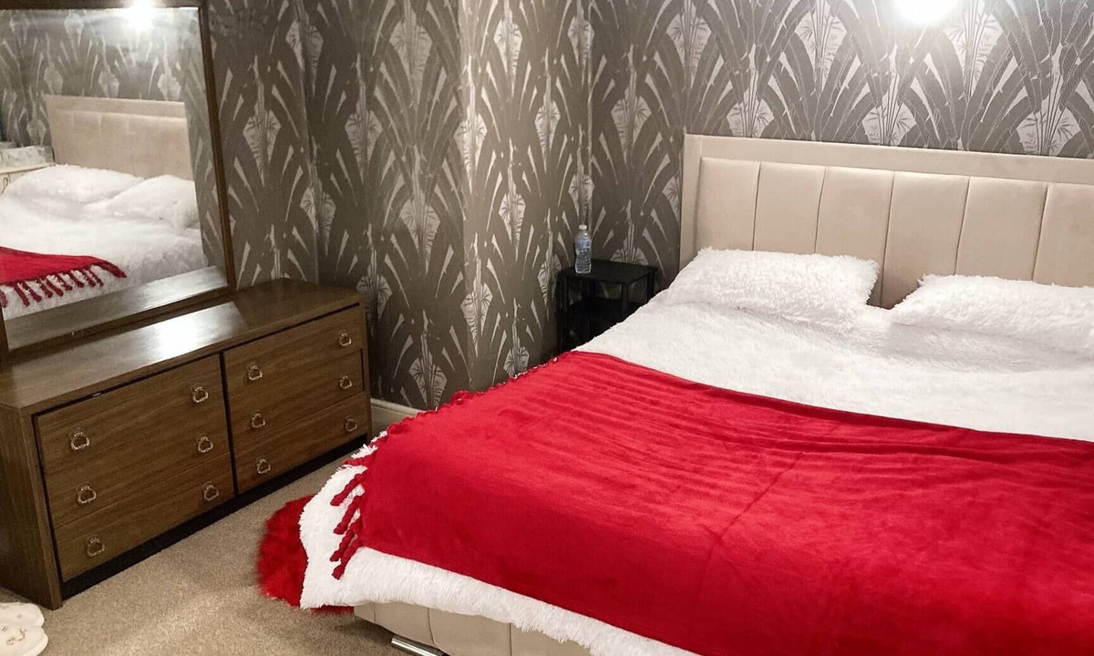 Chinatown Apartment | Chic & central Liverpool fiat