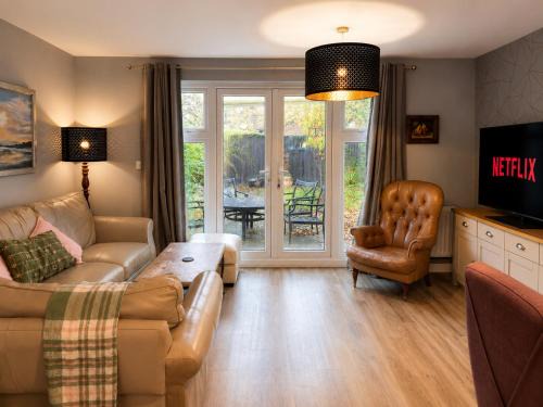 West Ilsley Apartment | Chilton Charm Modern 3BR Ideal for Long Stays