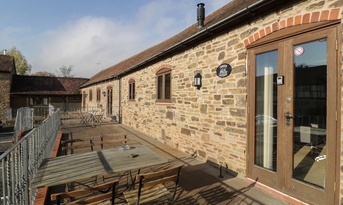 Hay-on-Wye Cottage | Cinder Cottage