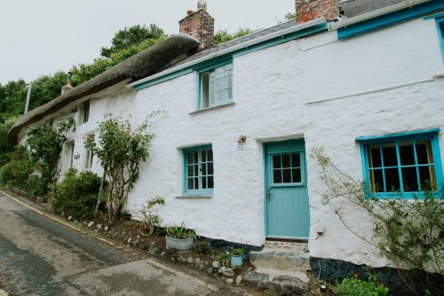 Cadgwith House | Cliff Cottage