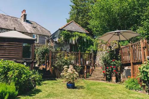 Sparkwell Bed & Breakfast | Coachman's Cottage B & B