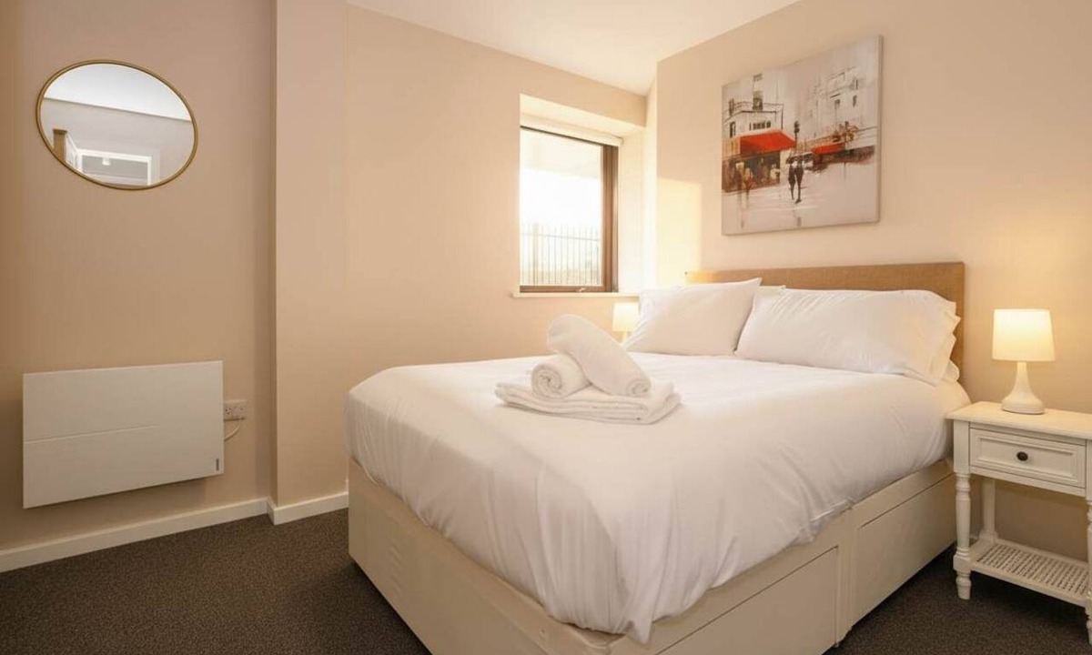 Salford Apartment | Comfortable Modern Apartment in Manchester