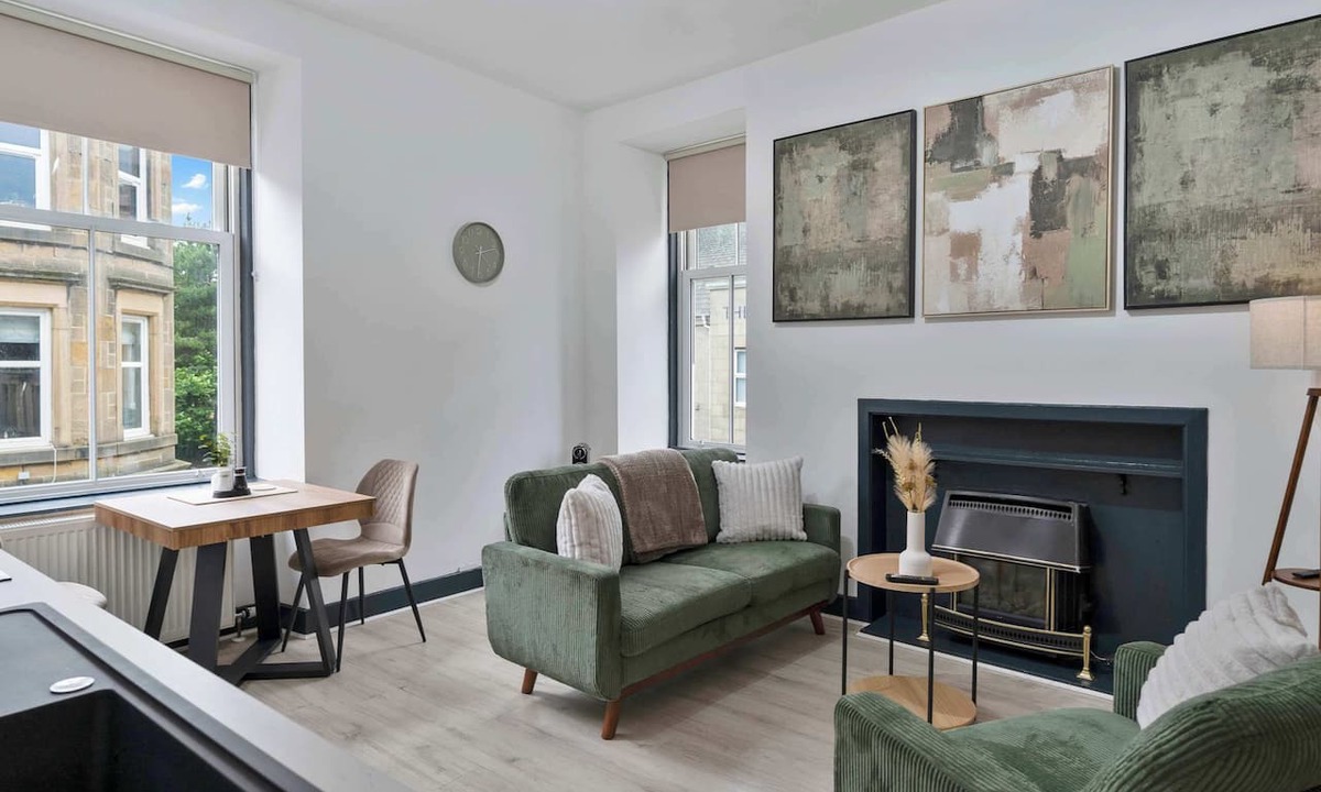Hawick House | Contractor, Business-Friendly 2BR in Hawick, Free Parking
