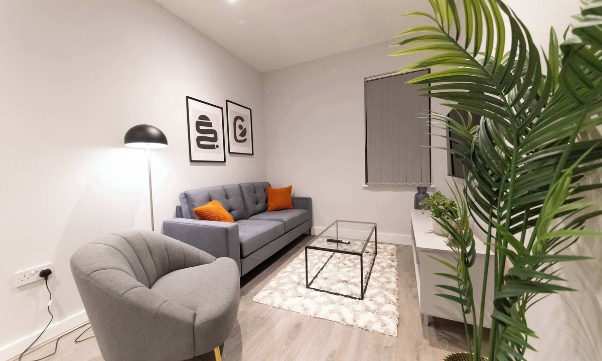 Crosby Apartment | Convenient 2 Bed Apartment in Waterloo, Liverpool