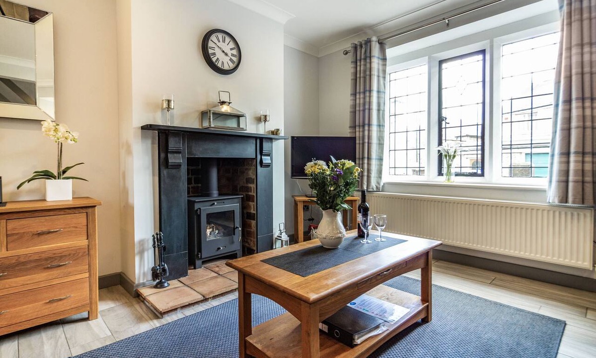 Bakewell Cottage | Corner Cottage