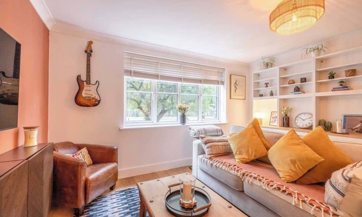 Ascot Apartment | Cosy 1BR -Ascot Racecourse - Parking - By Tempstay