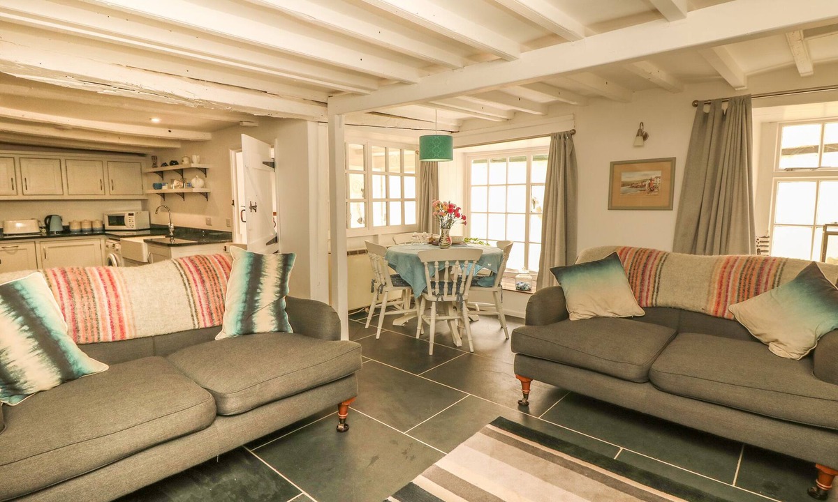 Cawsand Cottage | Cousham Cottage