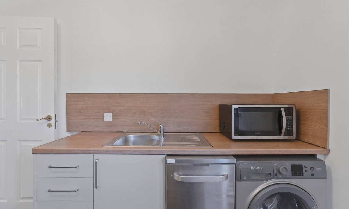 Ellemford Apartment | Cozy Edinburgh 2BR With CAR Parking