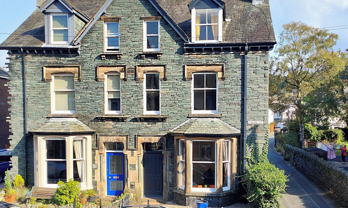 Keswick House | CRANFORD HOUSE, pet friendly, with hot tub in Keswick