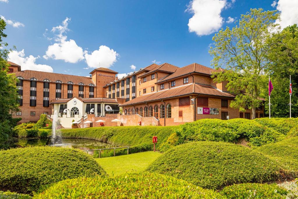 Solihull Hotel | Crowne Plaza Solihull by IHG