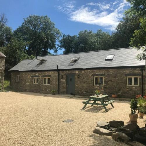 Llanwrda Bed & Breakfast | Crymlyn barn