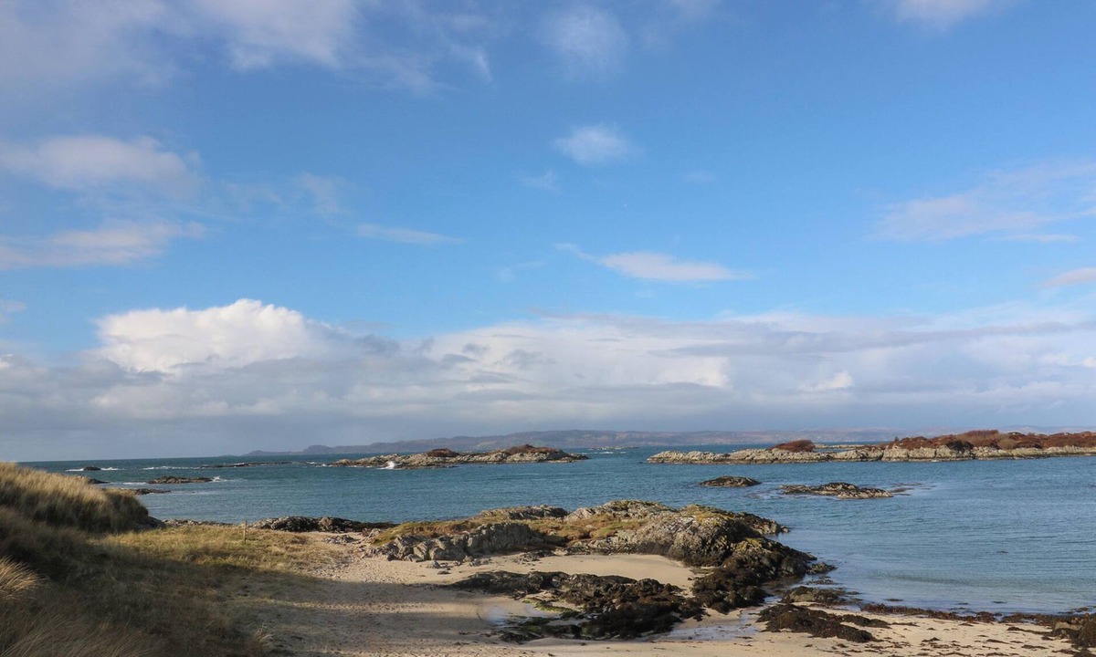 Arisaig Cottage | Cuillin View Apartment