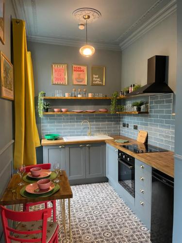 Pembroke Dock Apartment | Cwtch Bach Self Catering Boutique Pembrokeshire