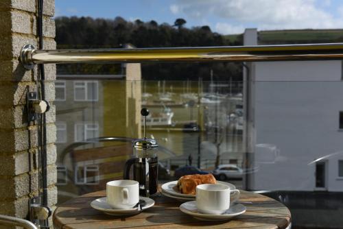 Dartmouth Apartment | Dartside 3