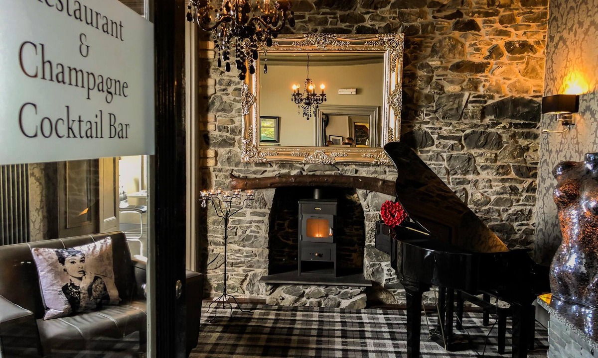 Portpatrick Hotel | Double Room Side Sea View@ Mount Stewart Hotel