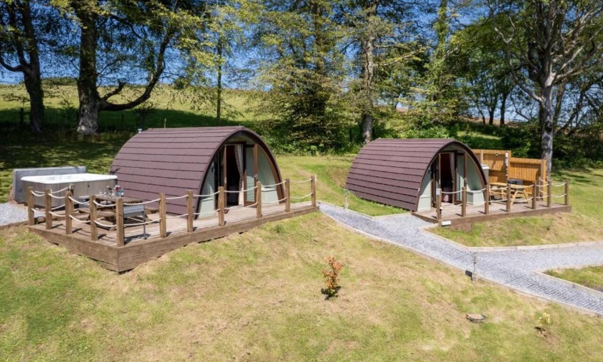 Laugharne Apartment | Double with Balcony with Jacuzzi