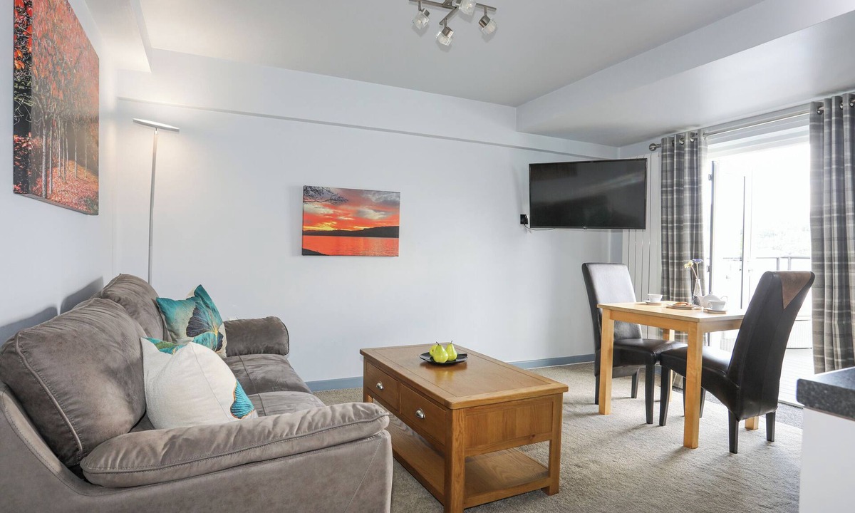 Llanycil Cottage | Drysgol Lakeside - Bala Lake