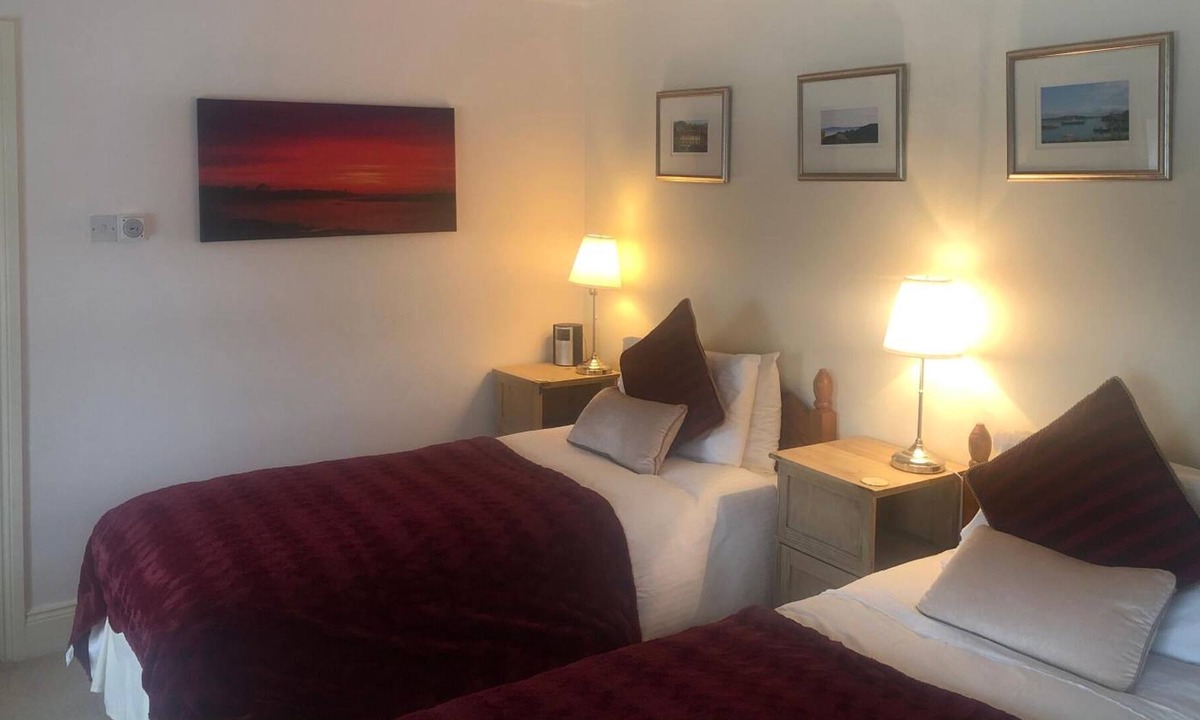 Killyleagh Bed & Breakfast | Dufferin Coaching Inn & Hall