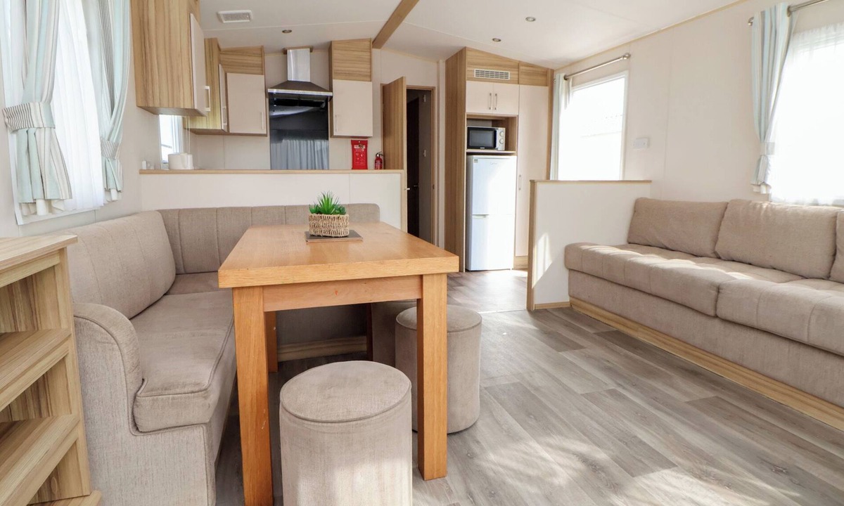 Rhyl Cottage | E10 Static Caravan