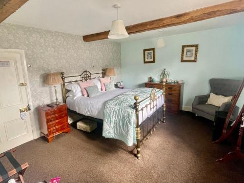 Eccleshall Bed & Breakfast | Eagle House - Award Winning B&B and Apartment