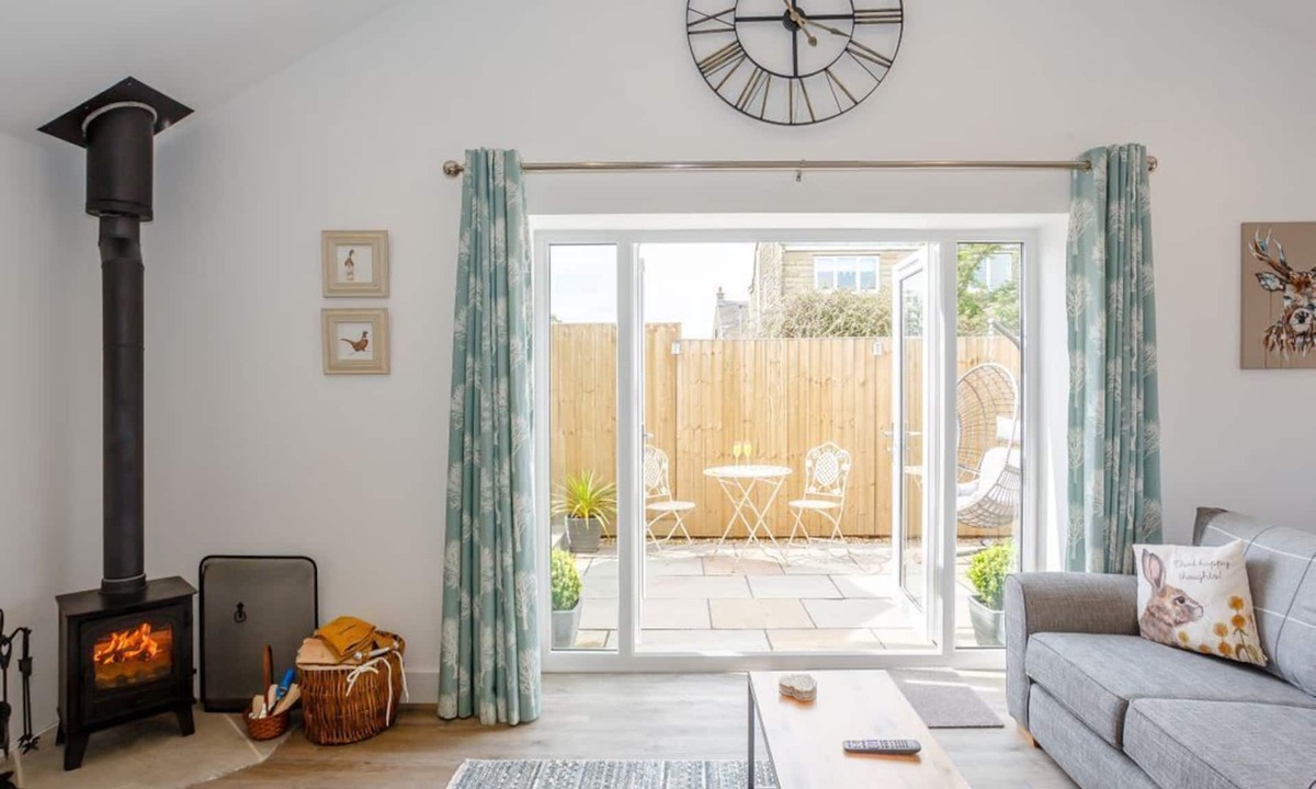 Cowling Cottage | Eames Cottage, Cowling