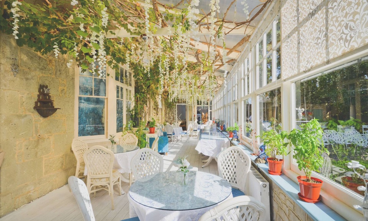 Ventnor House | Enchanted Manor