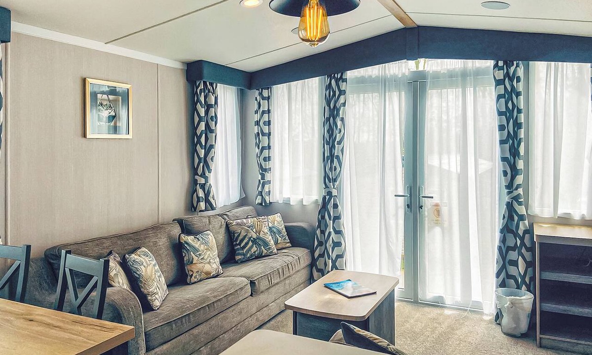 Blackburn House | Excellent caravan with one double and two twin.