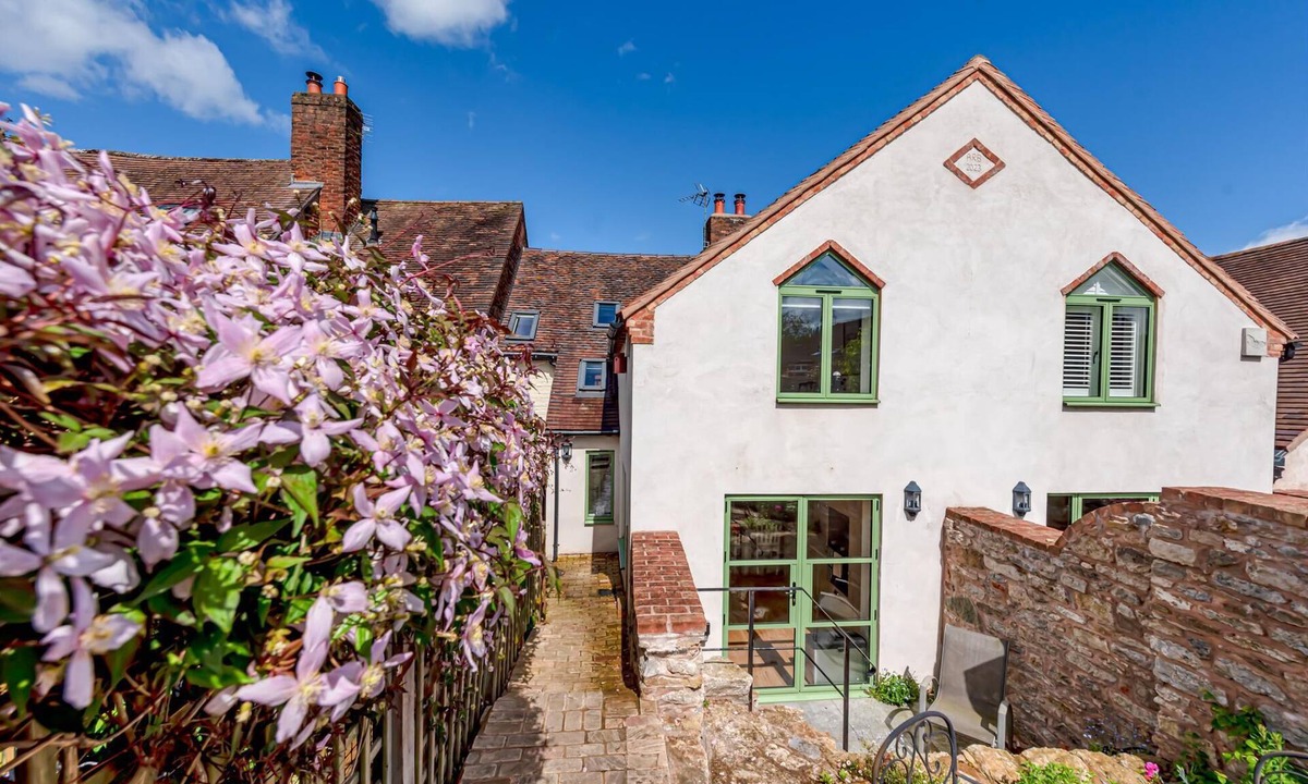 Much Wenlock House | Explore Shropshire from Much Wenlock - Pass the Keys