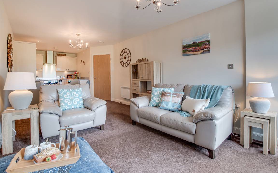 Whitby Cottage | Explorers Rest Apartment