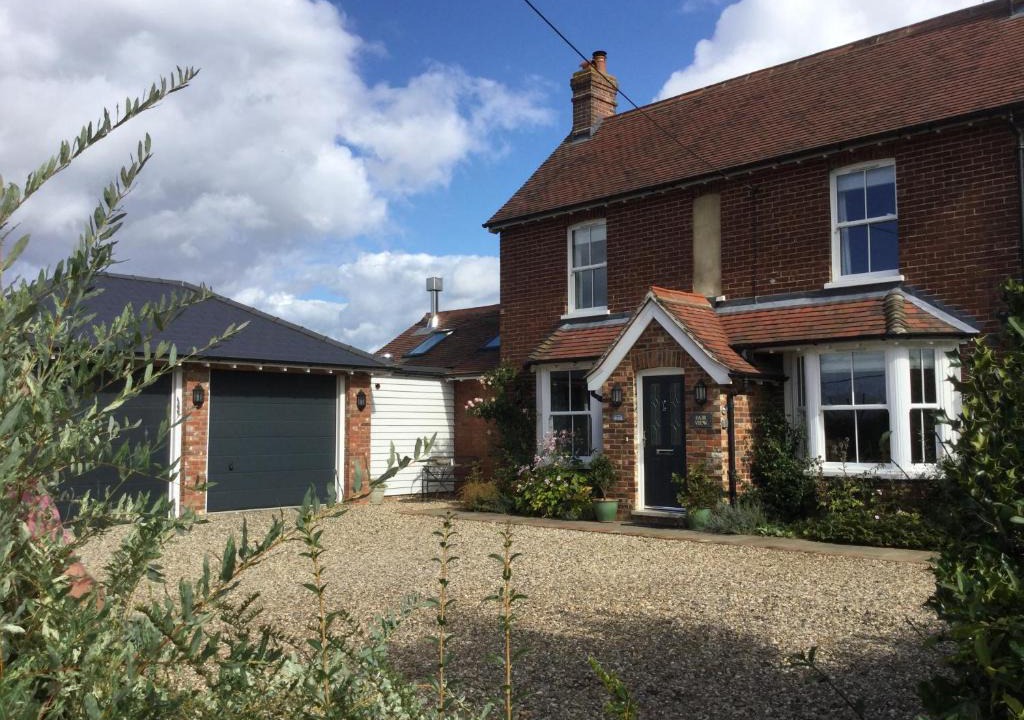 Abbess Roding Bed & Breakfast | Fair View