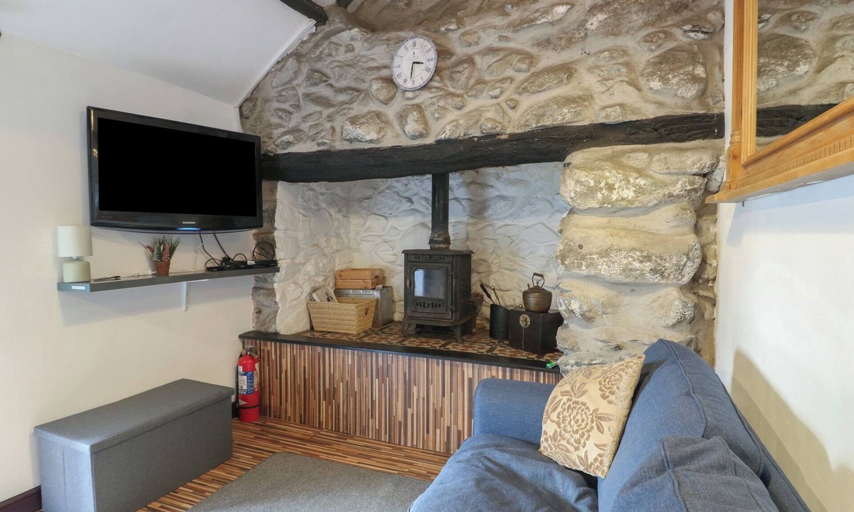 Bryngwran Cottage | Fullers Studio
