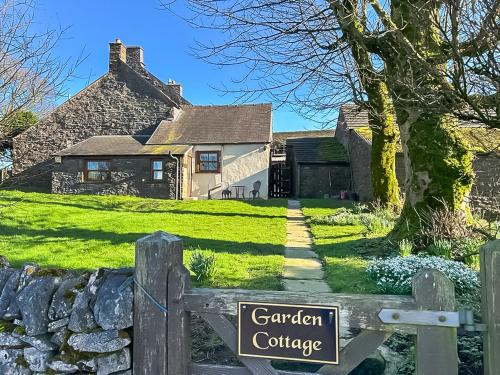 Sparrowpit House | Garden Cottage