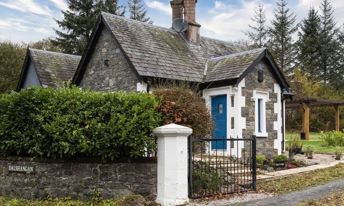 Saint John's Town of Dalry Cottage | Gate Lodge - Castle Douglas , Dumfries & Galloway, Scotland