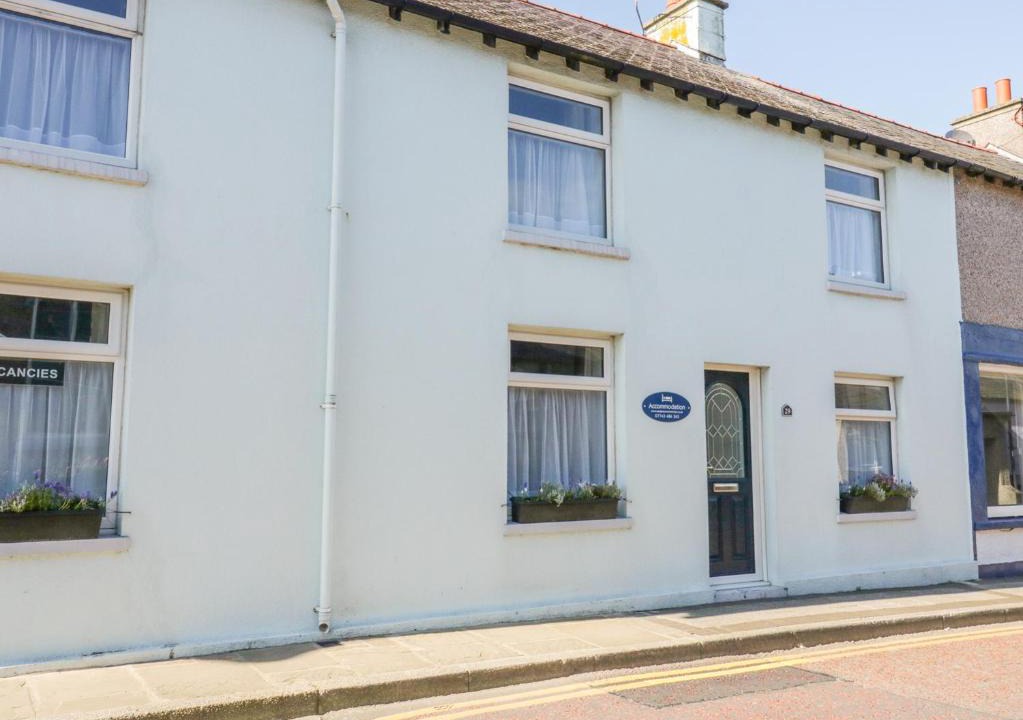 Cemaes Bay House | Ger y Bae