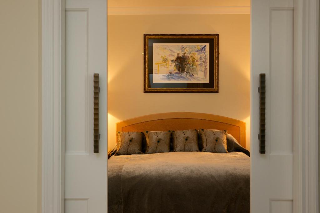 Colchester Hotel | GreyFriars