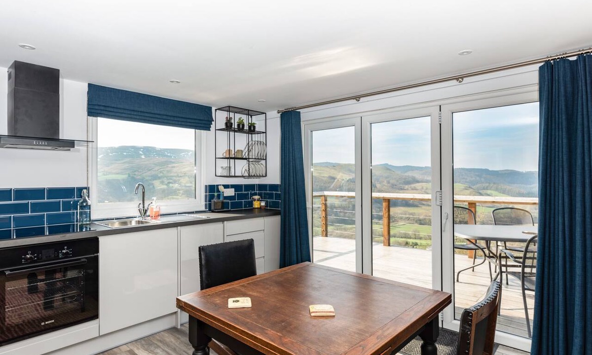Glandyfi Cottage | Haka Lodge