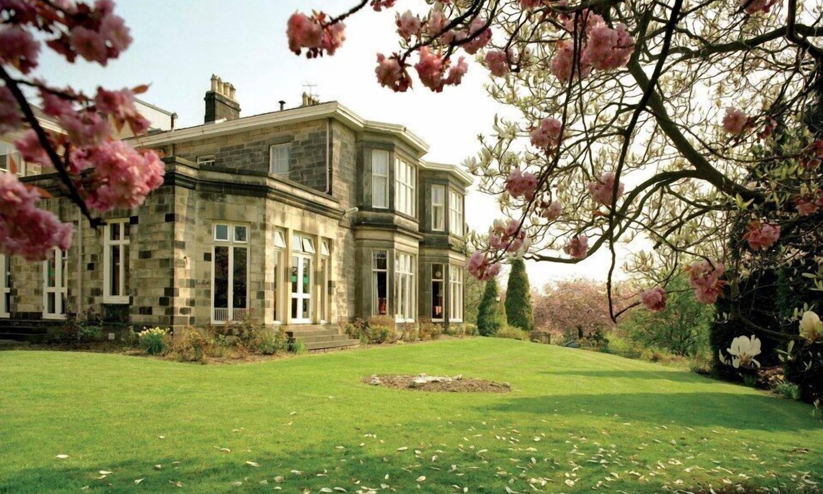 Sheffield Hotel | Halifax Hall