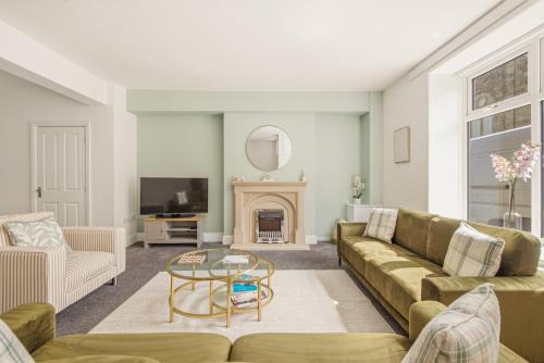 Amble House | Harbour Post Box Cottage - North East Escapes