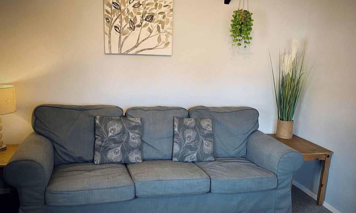 Saint Gennys Cottage | Hawthorn