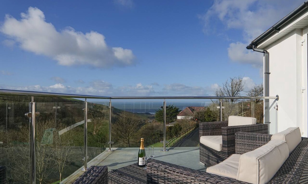 Mortehoe House | Hazelmere - Woolacombe-4 Bed-Sleeps 10-TJSHH