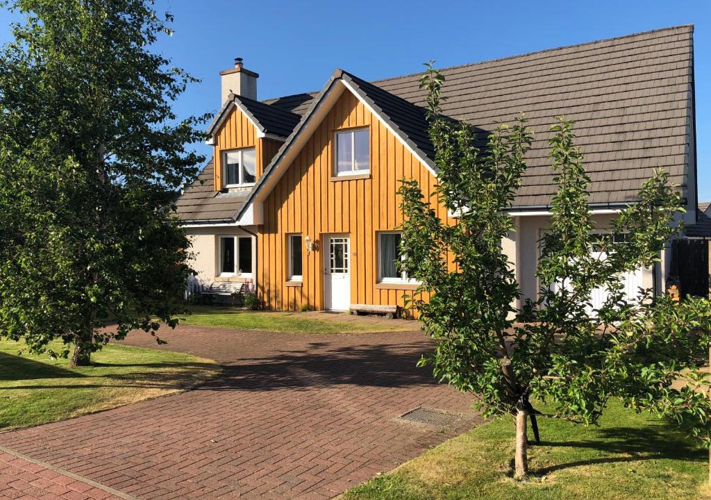 Aviemore House | Hector's House