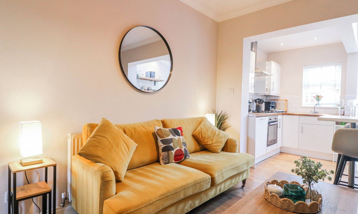 Ashbourne Cottage | Hill View Cottage