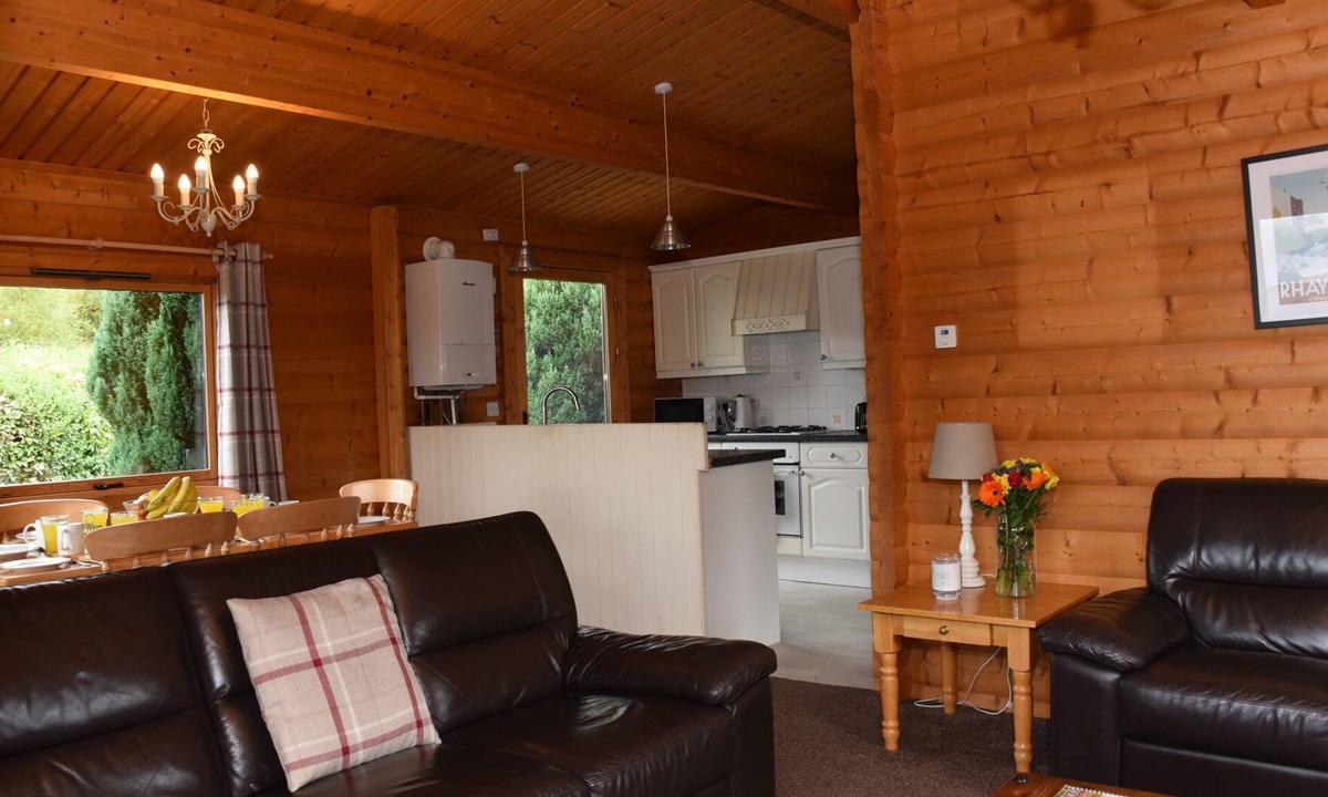 Rhayader Cottage | Hillside View