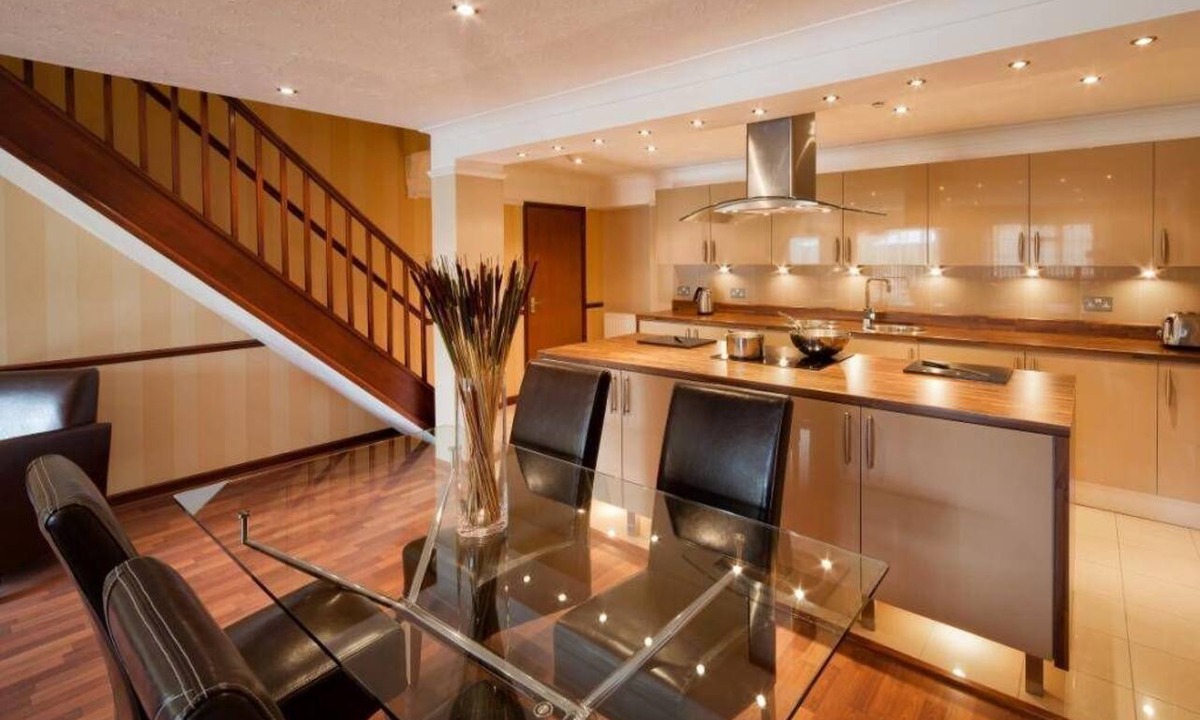 Norton Sub Hamdon Hotel | Hollies Hotel