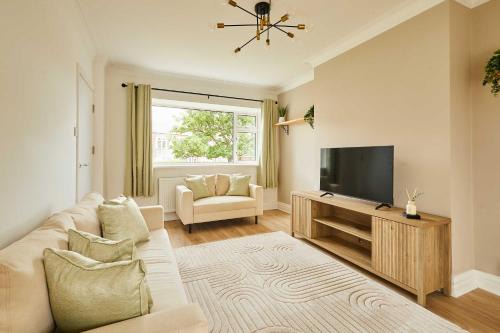 Westoe House | Host & Stay - Coastal Cottage